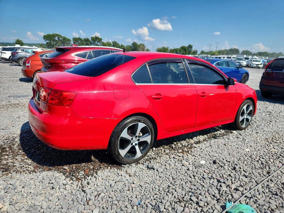 2013 VOLKSWAGEN JETTA TDI — Фото 3 из 12