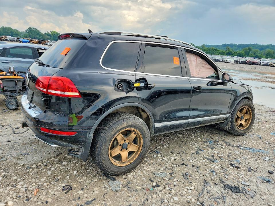 2013 VOLKSWAGEN TOUAREG V6 TDI — Фото 3 из 12