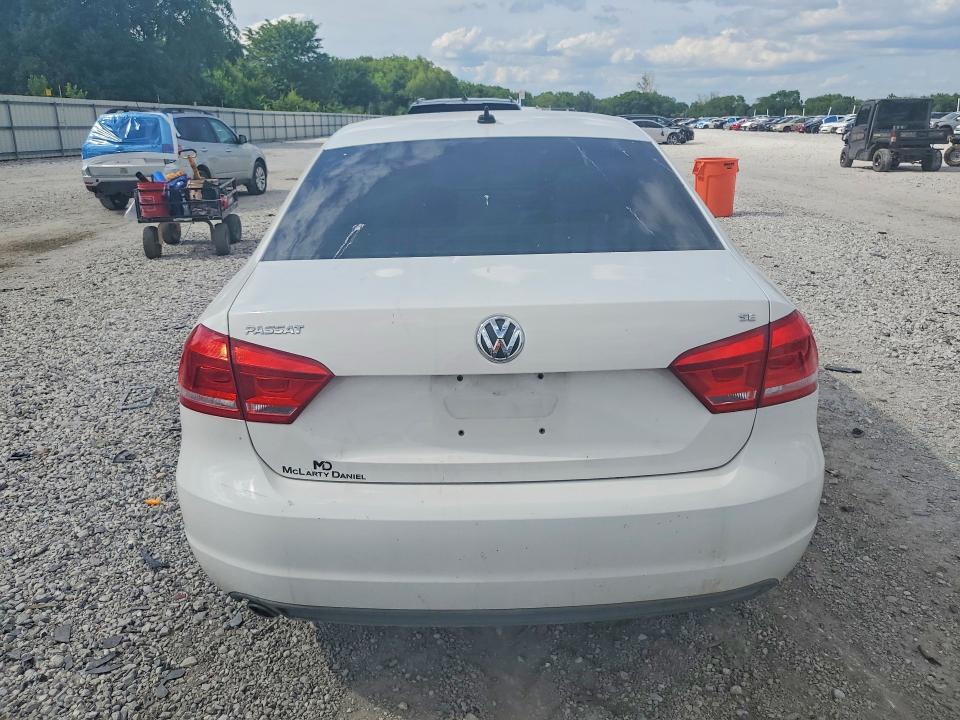 2013 VOLKSWAGEN PASSAT SE — Фото 6 из 12