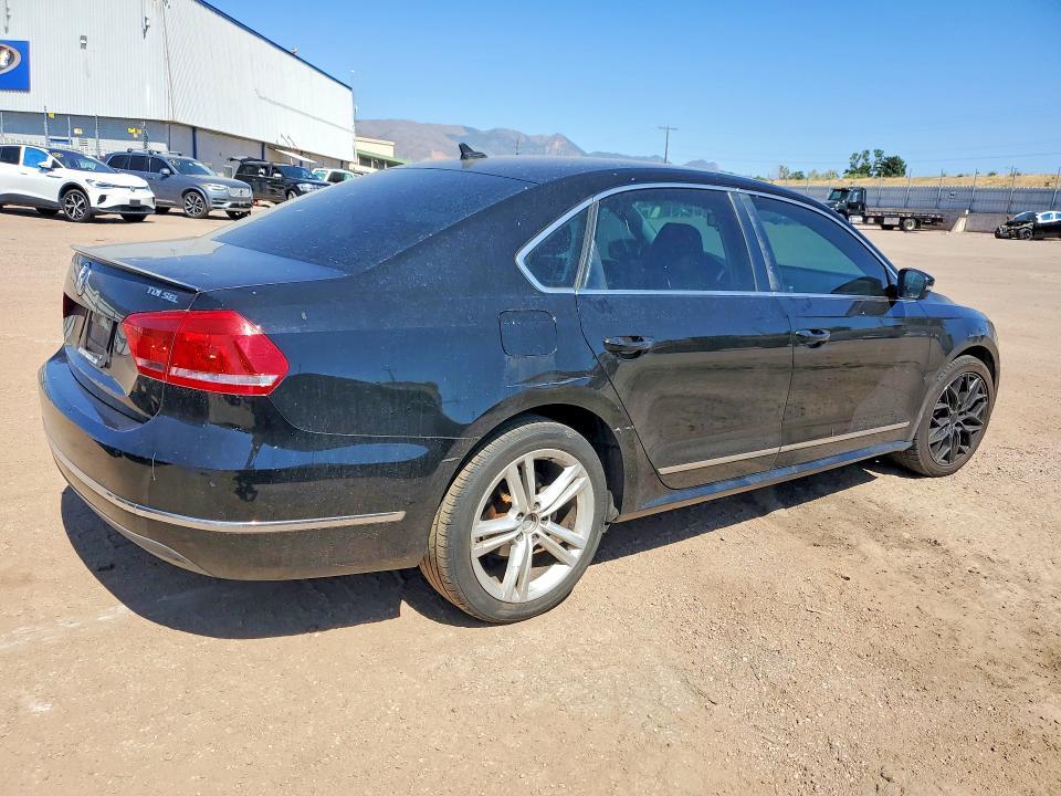 2013 VOLKSWAGEN PASSAT SEL — Фото 3 из 12