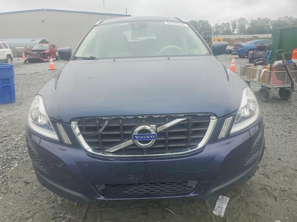 2013 VOLVO XC60 3.2 — Фото 5 из 13
