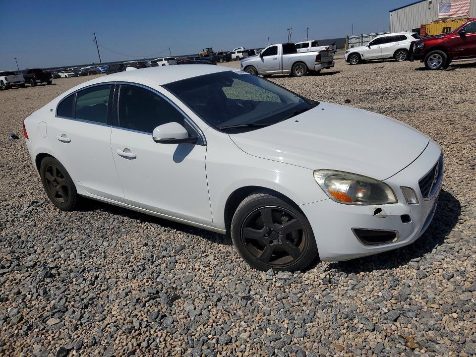 2013 VOLVO S60 T5 — Фото 4 из 12