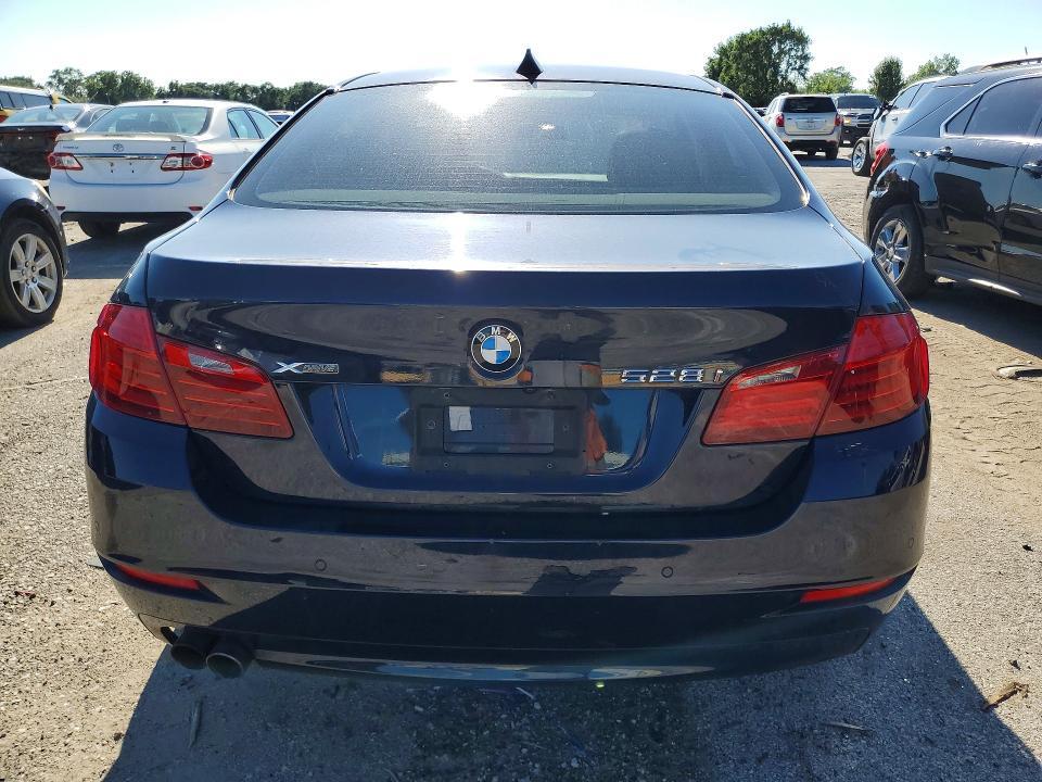 2014 BMW 528 XI — Фото 6 из 12