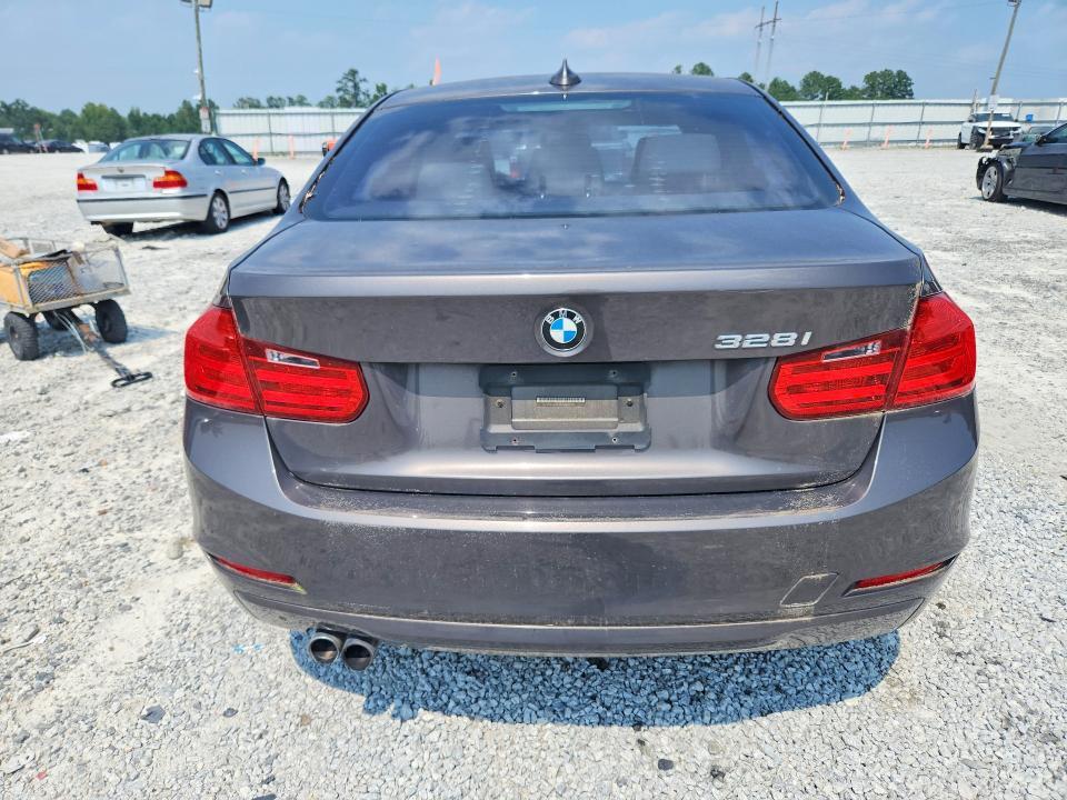 2014 BMW 328 I — Фото 6 из 12