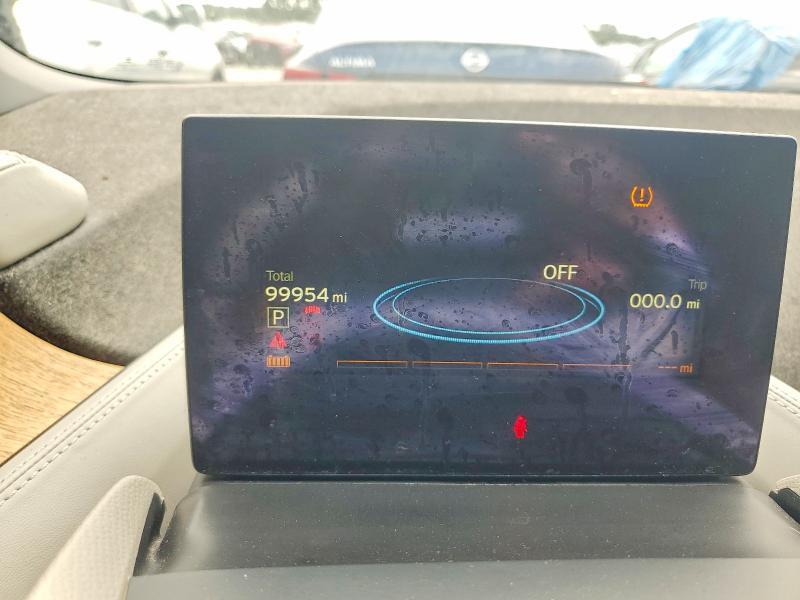 2014 BMW I3 BEV — Фото 9 из 12