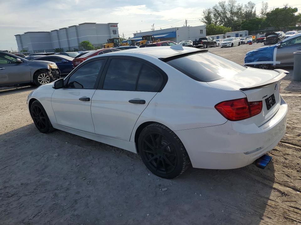 2014 BMW 328 XI SULEV — Фото 2 из 12