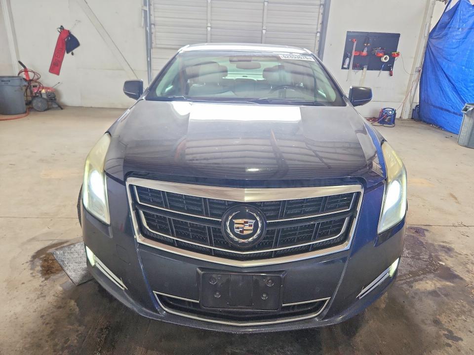 2014 CADILLAC XTS VSPORT PLATINUM — Фото 5 из 12