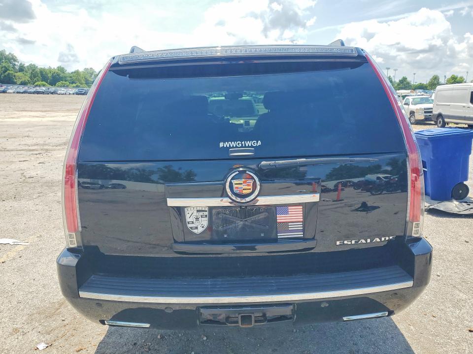 2014 CADILLAC ESCALADE ESV PREMIUM — Фото 6 из 13