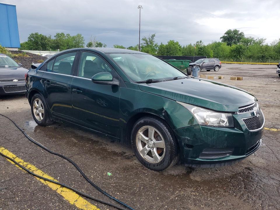 1G1PC5SB8E7296913 2014 CHEVROLET CRUZE photo no. 4