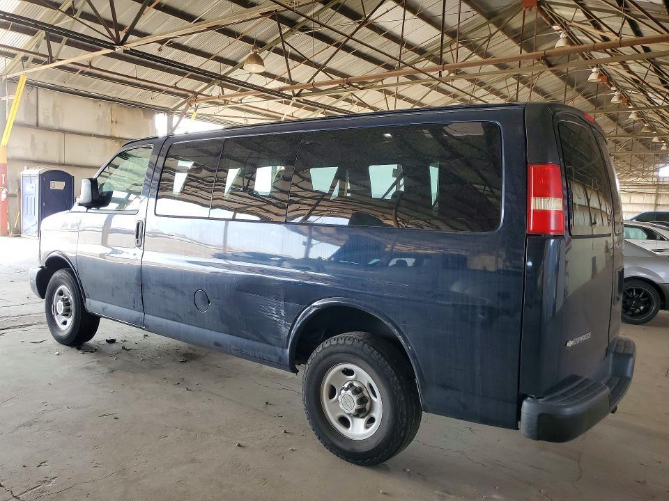 2014 CHEVROLET EXPRESS G2500 LS — Фото 2 из 13
