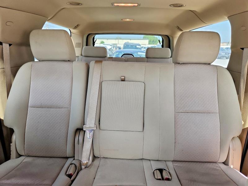 2014 CHEVROLET SUBURBAN C1500 — Фото 10 из 13