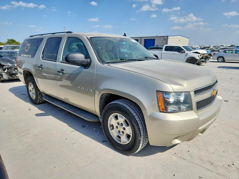 2014 CHEVROLET SUBURBAN C1500 — Фото 4 из 13