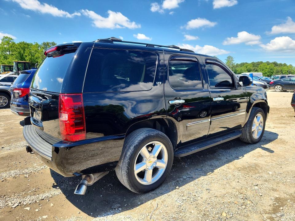 1GNSKCE07ER132339 2014 CHEVROLET TAHOE photo no. 3