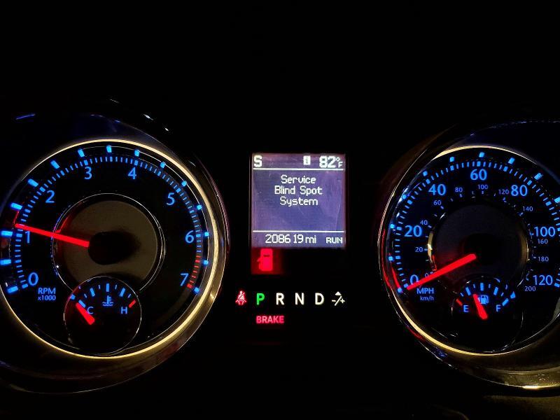 2014 CHRYSLER TOWN & COUNTRY — Фото 9 из 14