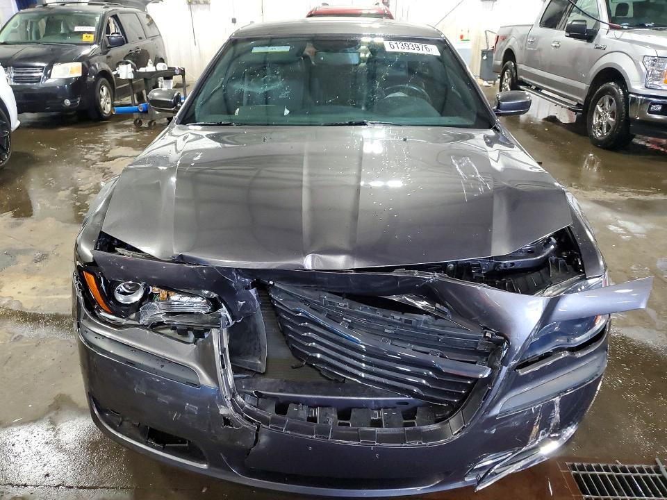 2014 CHRYSLER 300 S — Фото 5 из 12