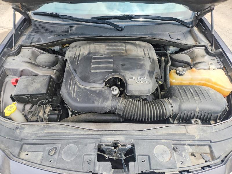 2014 CHRYSLER 300 — Фото 11 из 12