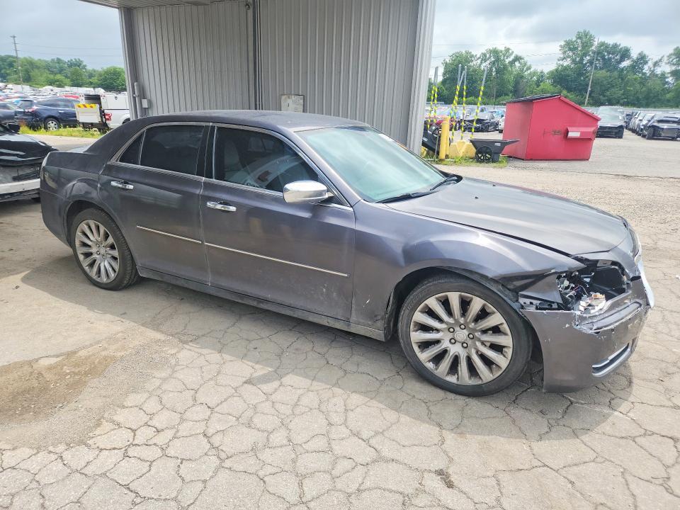 2014 CHRYSLER 300 — Фото 4 из 12