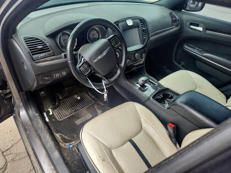 2014 CHRYSLER 300 — Фото 8 из 12
