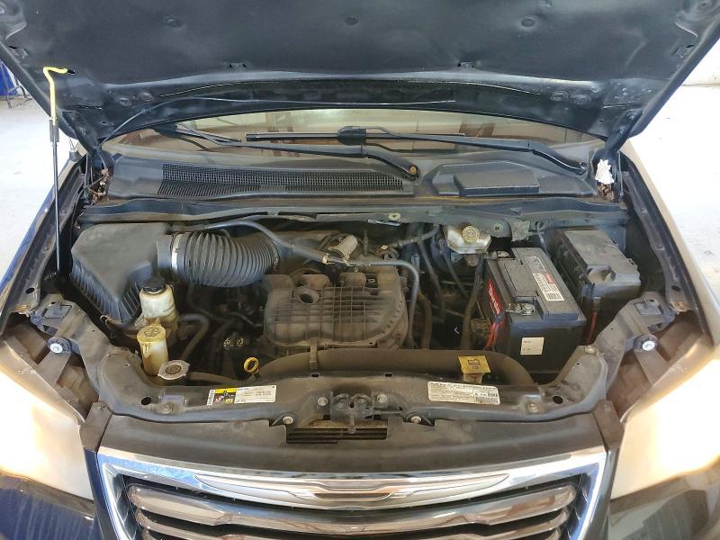 2014 CHRYSLER TOWN & COUNTRY S — Фото 12 из 13