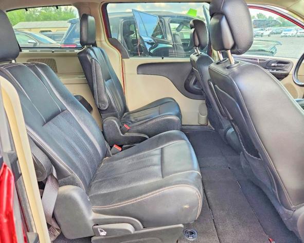 2014 CHRYSLER TOWN & COUNTRY TOURING L — Фото 11 из 13