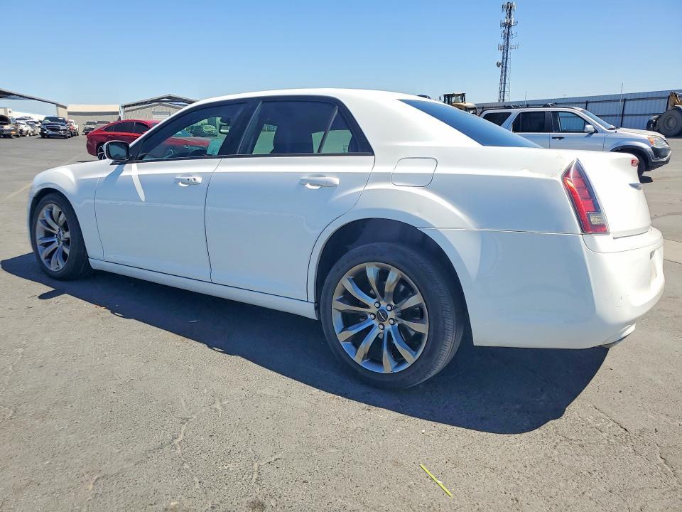 2014 CHRYSLER 300 S — Фото 2 из 12