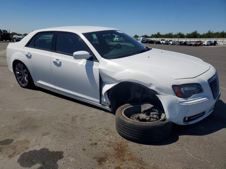 2014 CHRYSLER 300 S — Фото 4 из 12