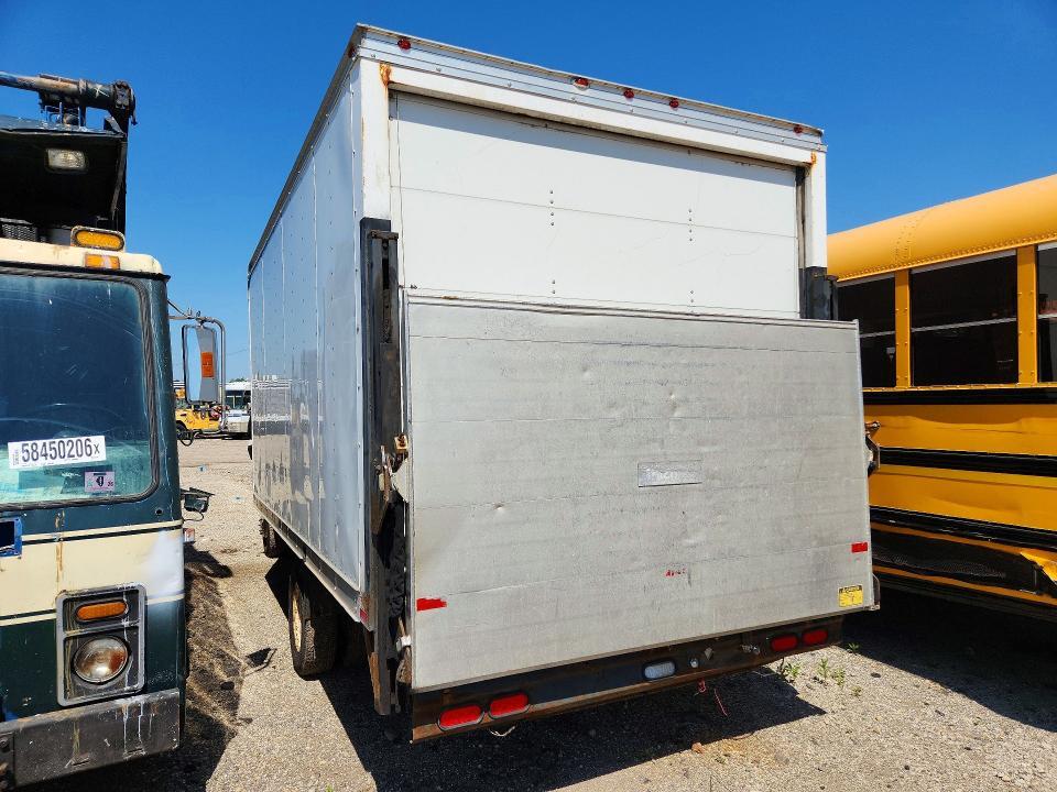 1FDWE3FL1EDA52151 2014 FORD CUTAWAY photo no. 2
