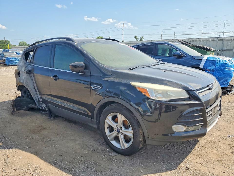 1FMCU0GX6EUC46549 2014 FORD ESCAPE photo no. 4