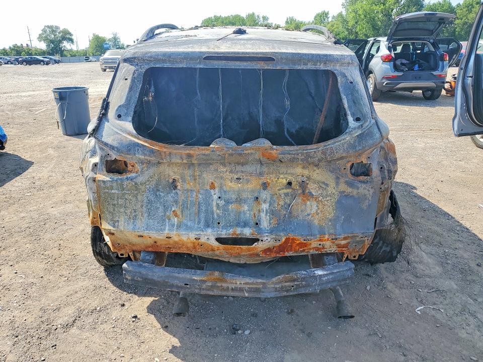 1FMCU0GX6EUC46549 2014 FORD ESCAPE photo no. 6