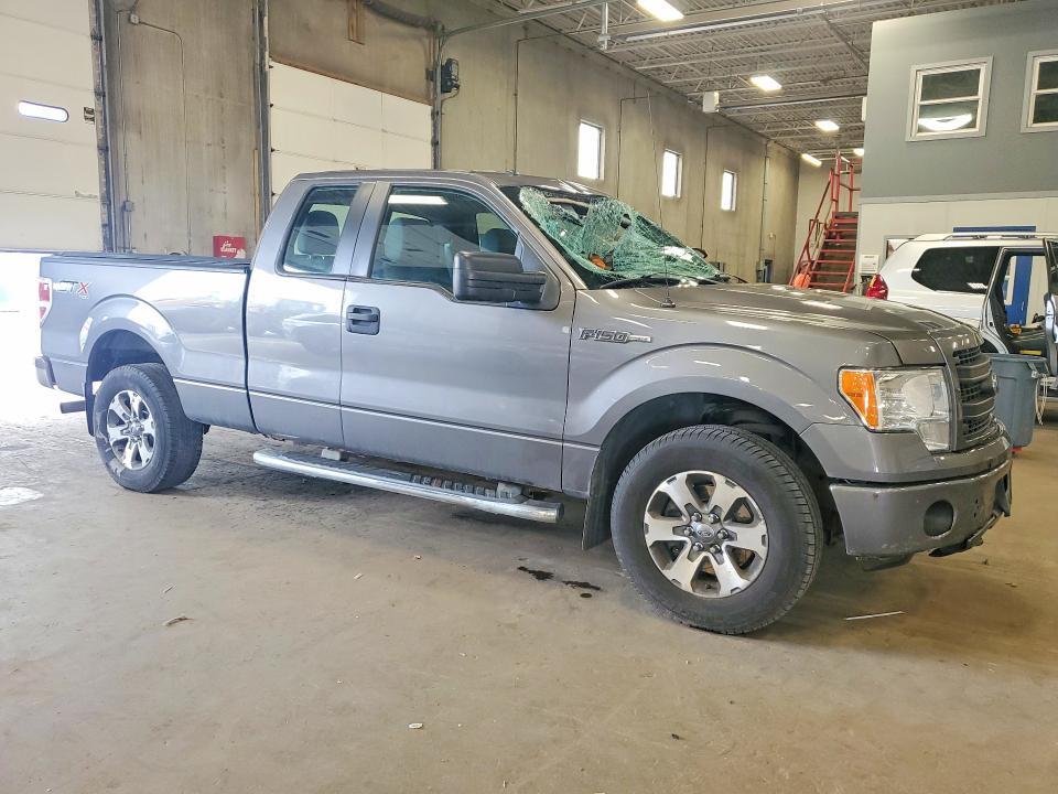 2014 FORD F150 FX4 SUPERCREW 4 — Фото 4 из 12