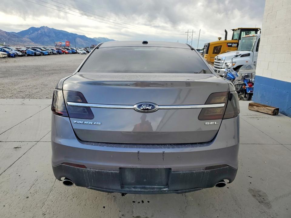 2014 FORD TAURUS SEL — Фото 6 из 11