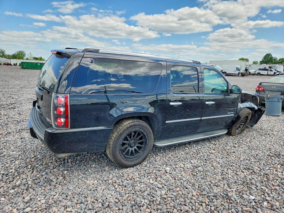2014 GMC YUKON XL DENALI — Фото 3 из 13