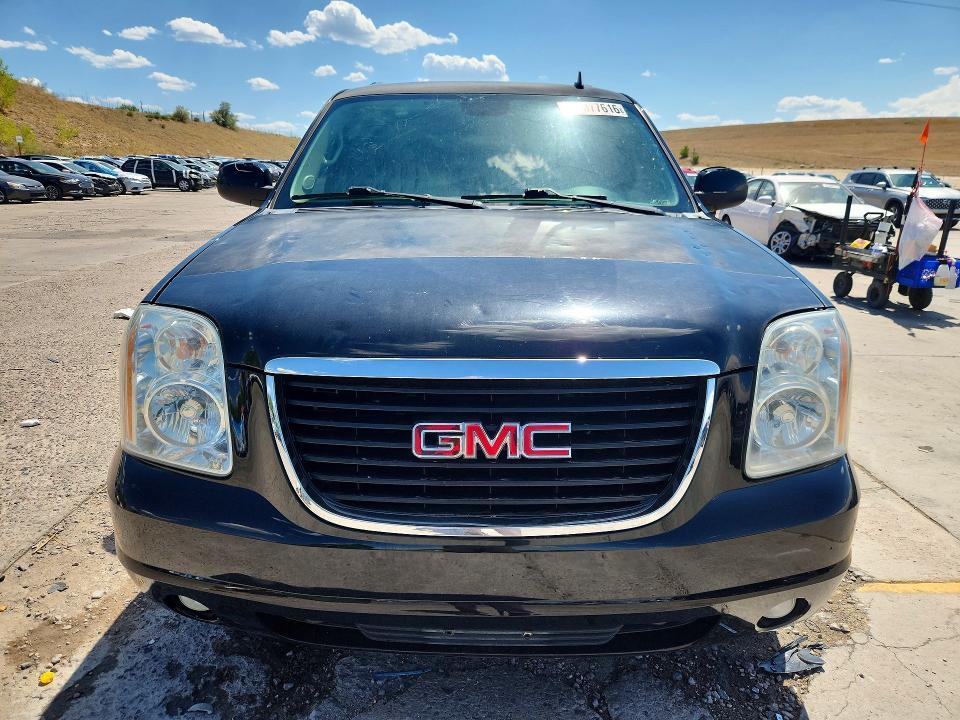 2014 GMC YUKON XL K1500 SLT — Фото 5 из 13