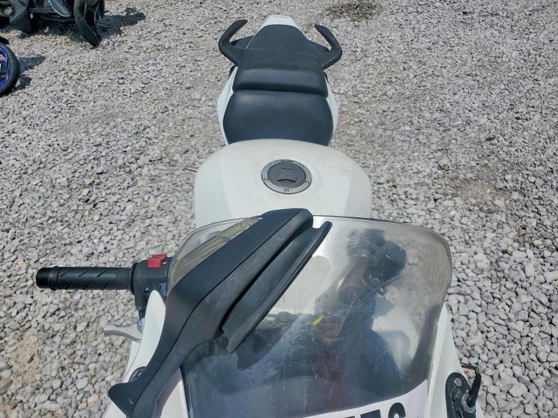 JH2RC7915EK000355 2014 HONDA VFR800 photo no. 5