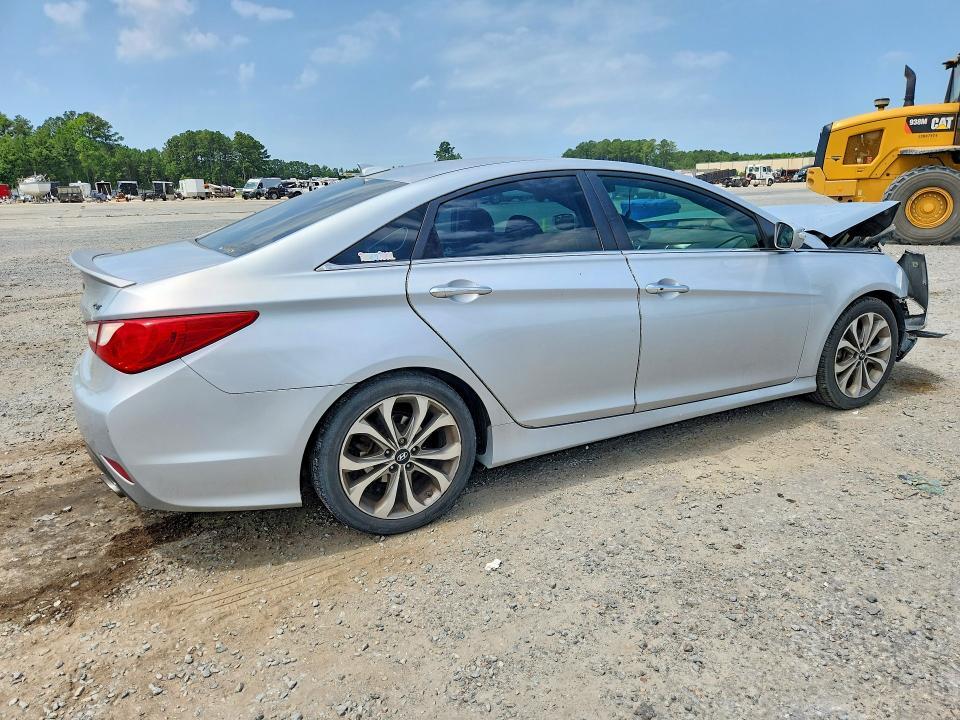 2014 HYUNDAI SONATA SE 2.0T — Фото 3 из 12