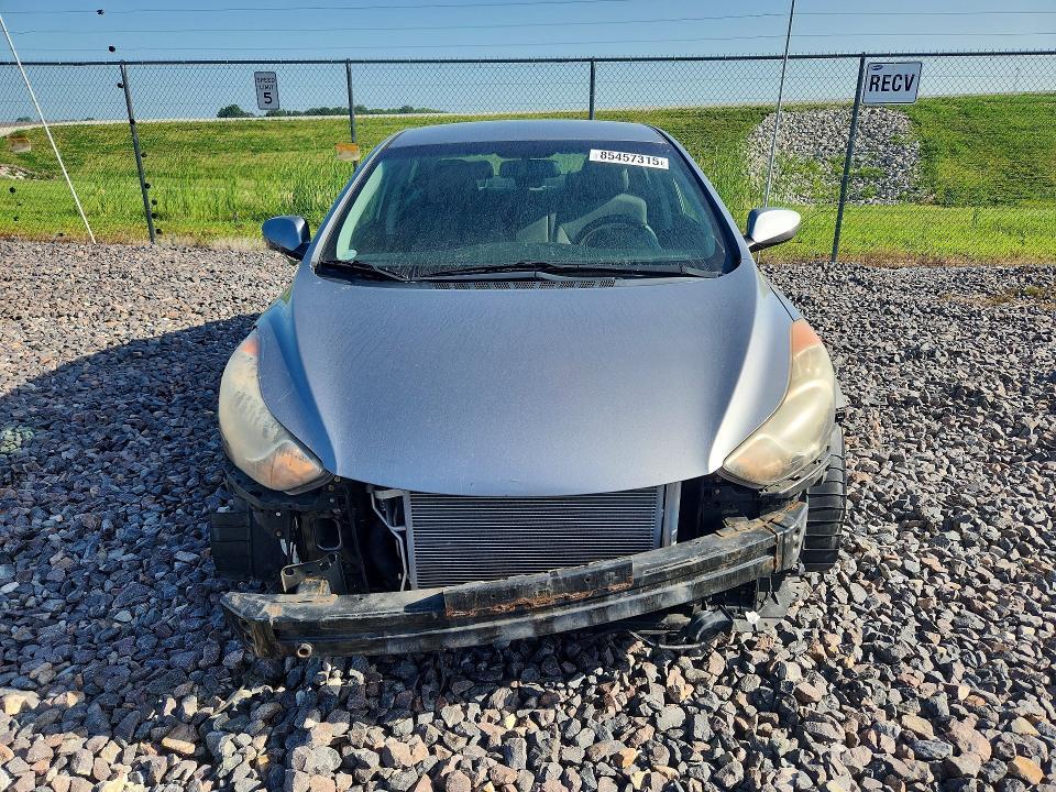 2014 HYUNDAI ELANTRA SE — Фото 5 из 12