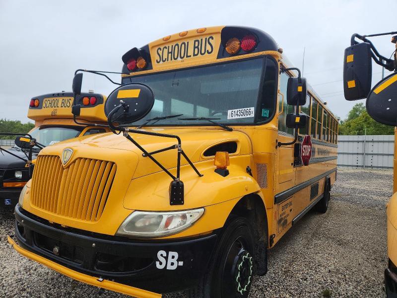 2014 IC CORPORATION CE SERIES SCHOOL - SCHOOL BUS — Фото 2 из 10