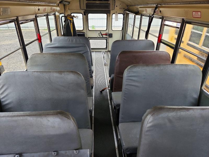 2014 IC CORPORATION CE SERIES SCHOOL - SCHOOL BUS — Фото 6 из 10