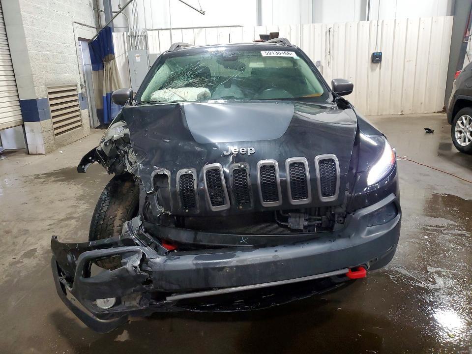 2014 JEEP CHEROKEE TRAILHAWK — Фото 5 из 12