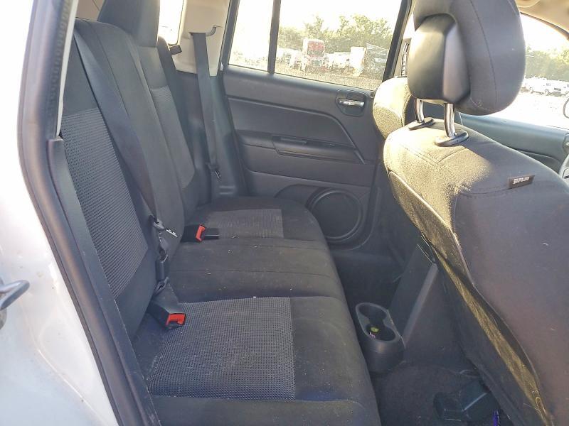 2014 JEEP COMPASS SPORT — Фото 11 из 13