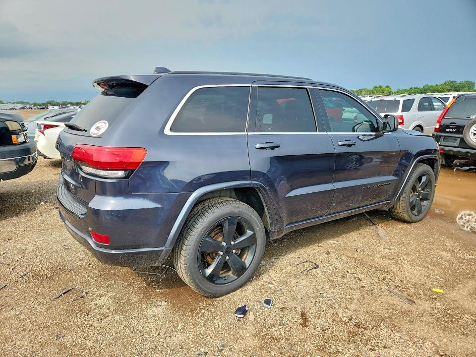 2014 JEEP GRAND CHEROKEE LAREDO — Фото 3 из 12