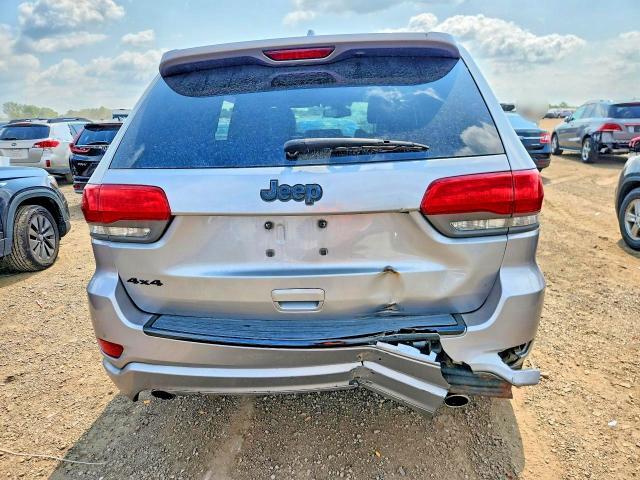 2014 JEEP GRAND CHEROKEE LAREDO — Фото 6 из 12