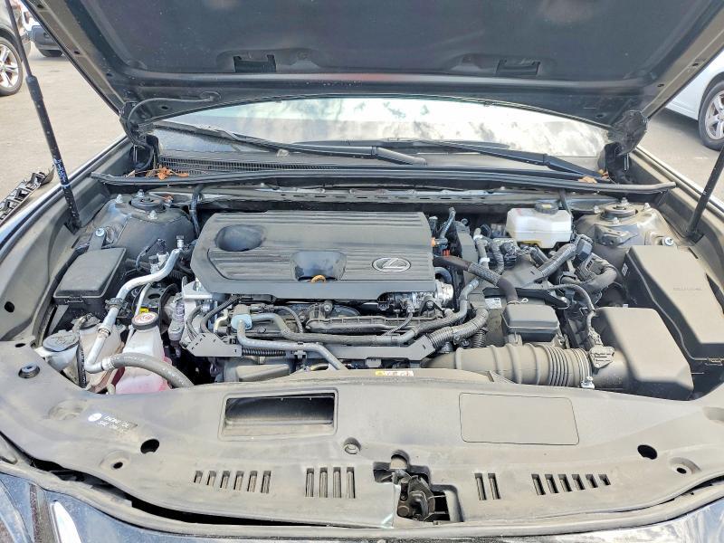 2025 LEXUS ES 300H LUXURY — Фото 11 из 12