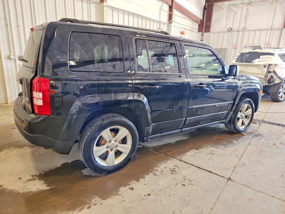 2014 JEEP PATRIOT LATITUDE — Фото 3 из 13