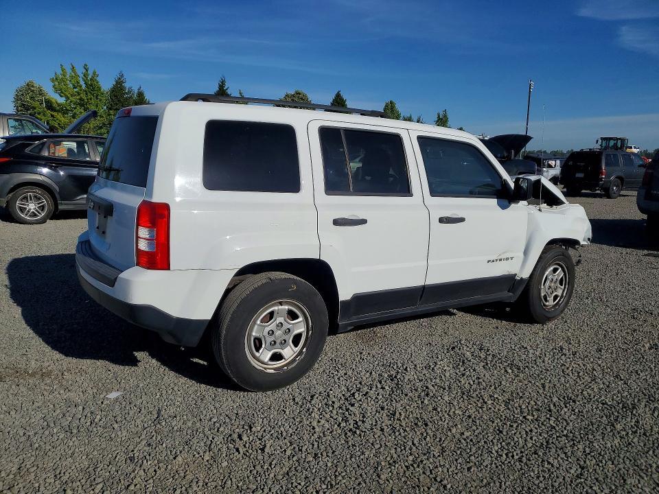 2014 JEEP PATRIOT SPORT — Фото 3 из 13