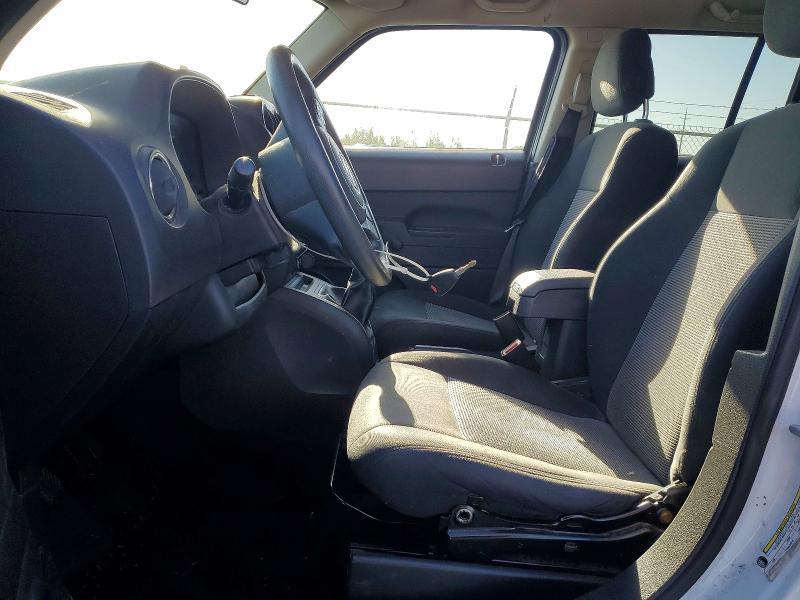 2014 JEEP PATRIOT SPORT — Фото 7 из 13