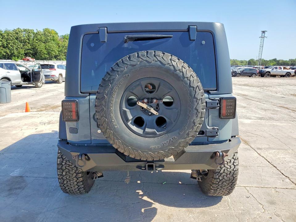 2014 JEEP WRANGLER UNLIMITED SPORT — Фото 6 из 12