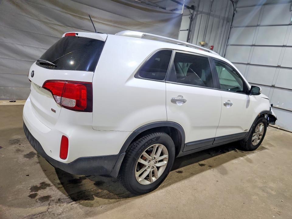 2014 KIA SORENTO LX — Фото 3 из 13