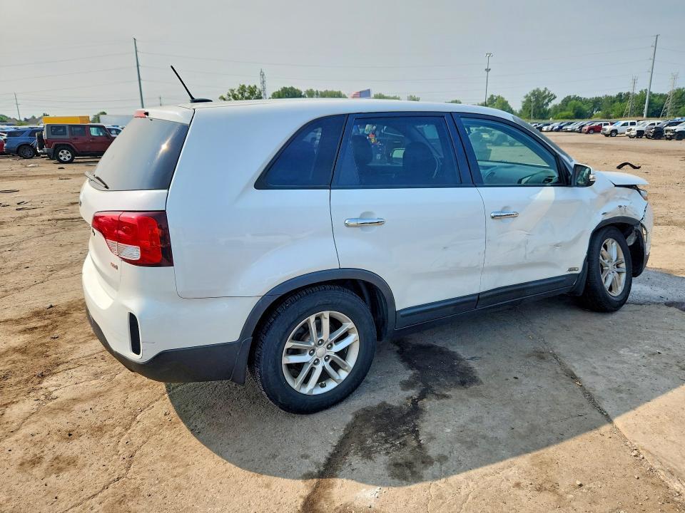 2014 KIA SORENTO LX — Фото 3 из 13