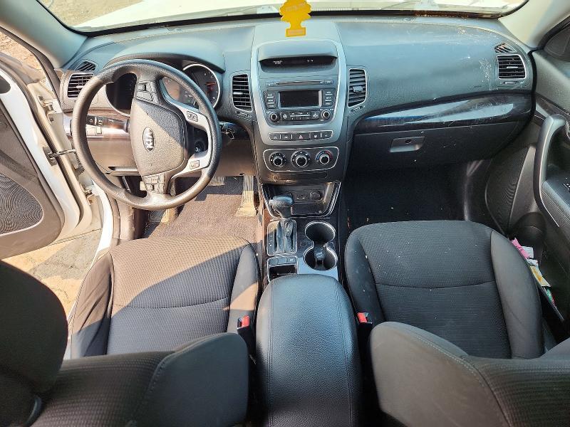 2014 KIA SORENTO LX — Фото 8 из 13
